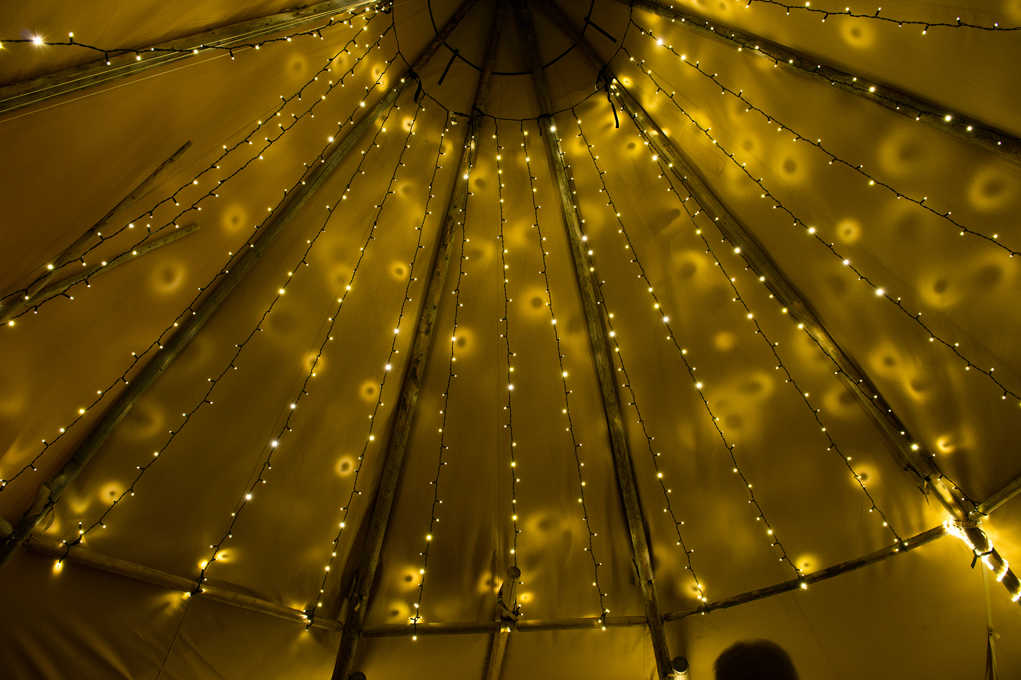 tipi loung